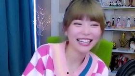 娱乐吃瓜酱的贴纸叫什么,揭秘“娱乐吃瓜酱”贴纸背后的故事